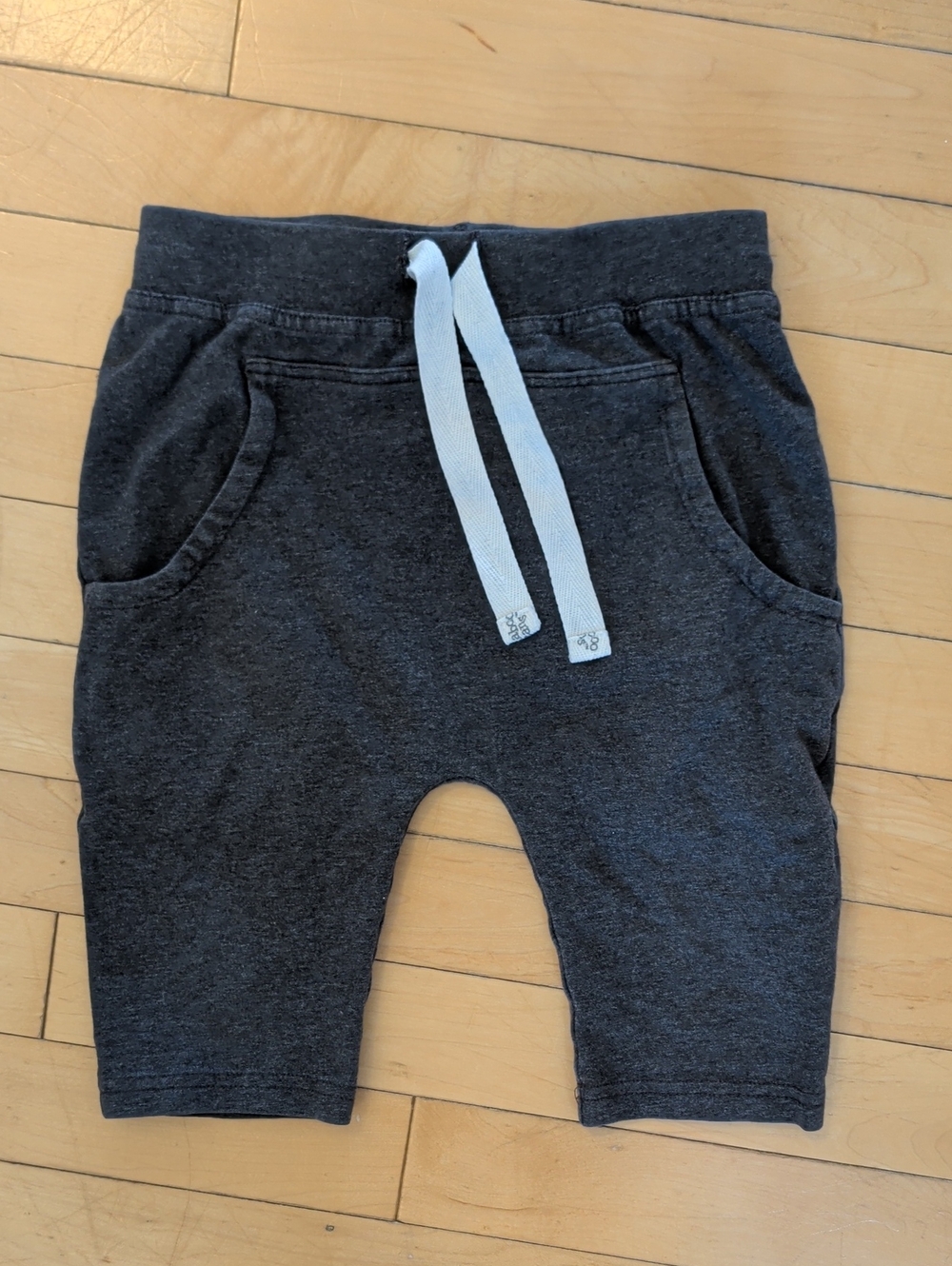 Peekaboo Beans 4T Harem Shorts Kids Dark Gray Drawstring Lounge Shorts